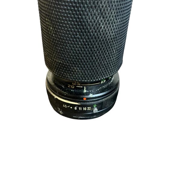 Canon T70 35mm SLR Camera with 50mm & 70-210mm Lens untested - Picture 7 of 9